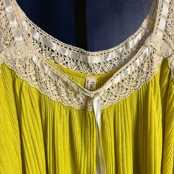 Free People Yellow Lace Dress Size Small - Picture 2 of 4